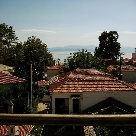Отель Alexandros